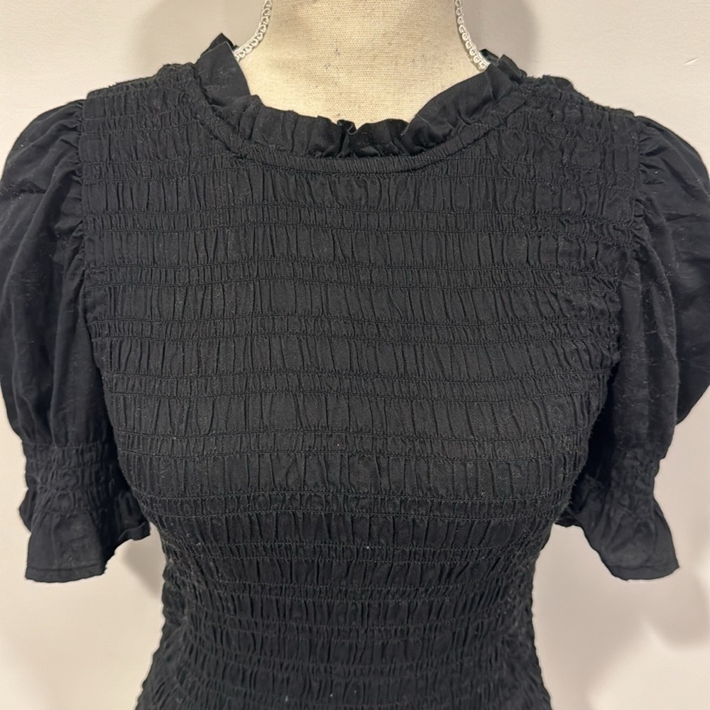 Gap Rouched Top - Picture 2 of 10